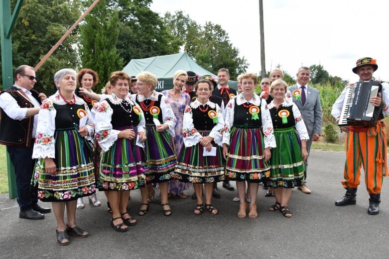   Dożynki powiatowe 2022: Przegląd artystyczny 