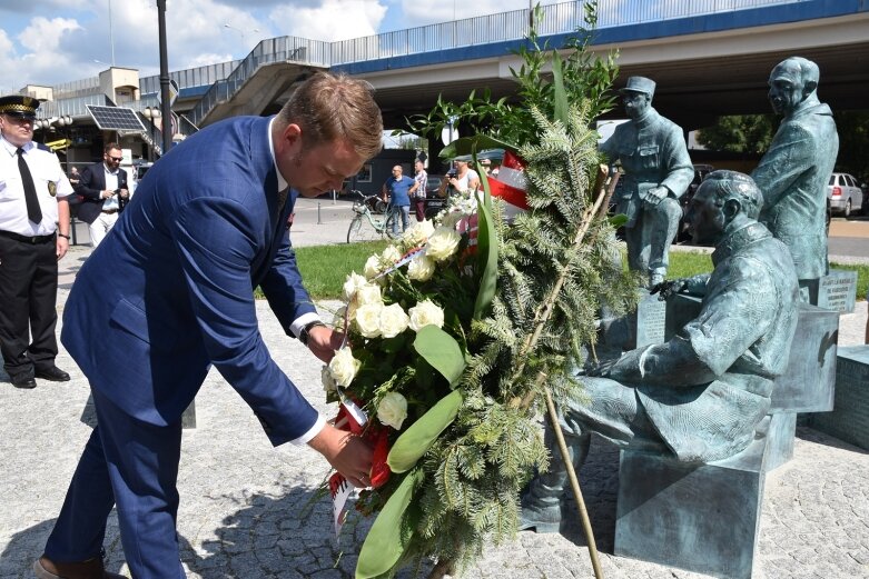  101 rocznica Cudu nad Wisłą z udziałem wicepremiera Piotra Glińskiego 