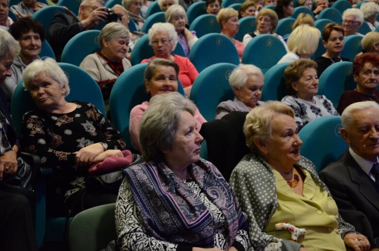  30-lecie Klubu Seniora „Zgoda” – wzruszający jubileusz w Skierniewicach 