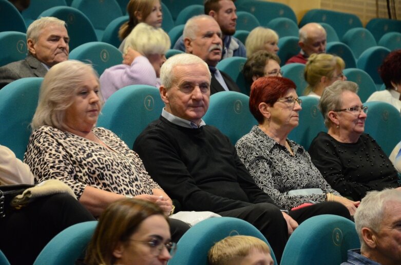  30-lecie Klubu Seniora „Zgoda” – wzruszający jubileusz w Skierniewicach 