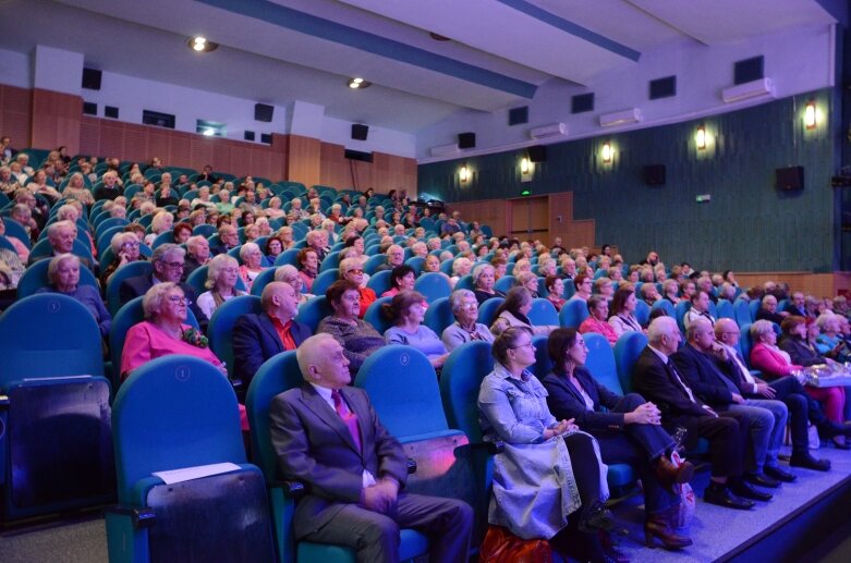  30-lecie Klubu Seniora „Zgoda” – wzruszający jubileusz w Skierniewicach 