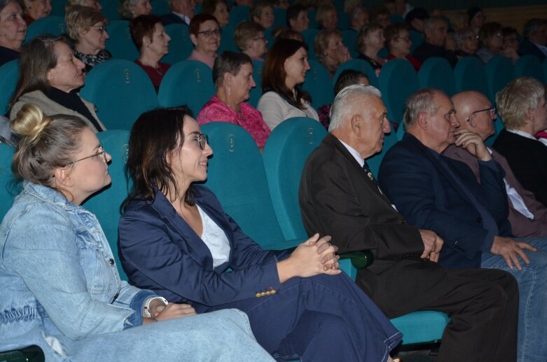  30-lecie Klubu Seniora „Zgoda” – wzruszający jubileusz w Skierniewicach 