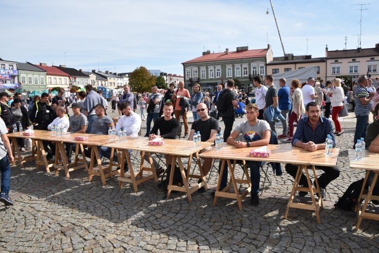  42. SŚKOiW – Żarłoki. Konkurs dla wielbicieli burgerów 