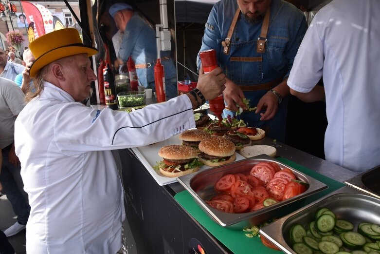  42. SŚKOiW – Żarłoki. Konkurs dla wielbicieli burgerów 