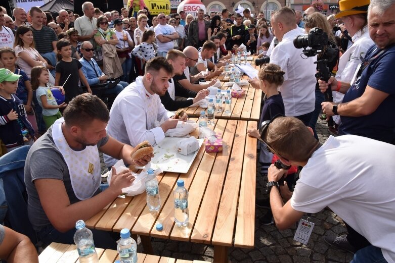  42. SŚKOiW – Żarłoki. Konkurs dla wielbicieli burgerów 