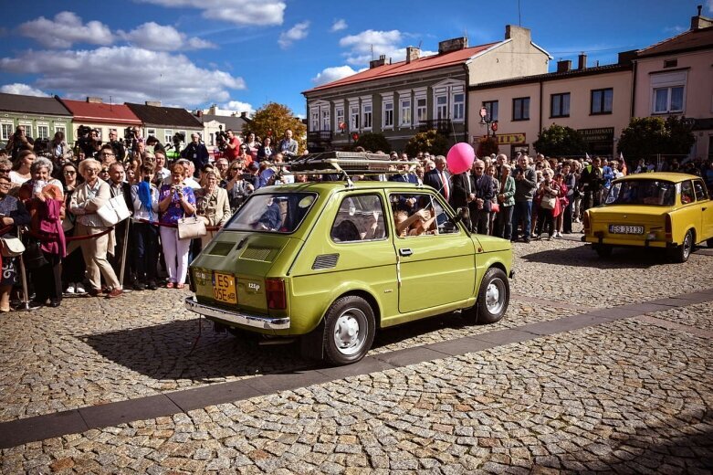  42.SŚKOiW - parada ulicami Skierniewic 