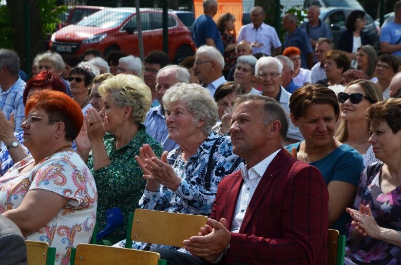  60-lecie Szkoły Podstawowej w Winnej Górze 