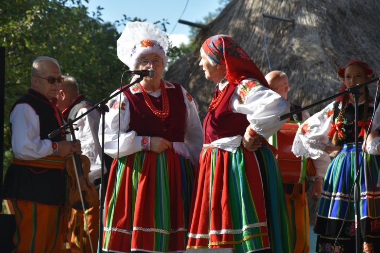  90-lecie Amatorskiego Zespołu Regionalnego z Lipiec Reymontowskich 