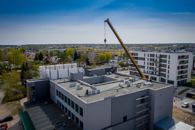  Szklany dach w centrum kultury w Skierniewicach [ZDJĘCIA, FILM] 