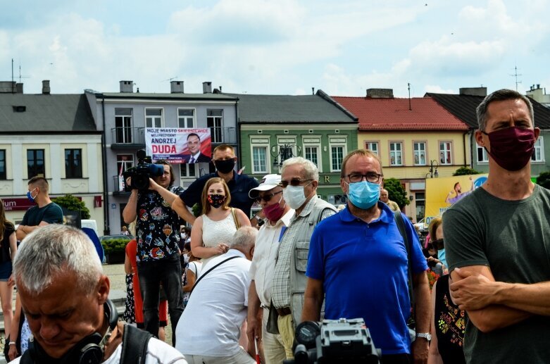  Rafał Trzaskowski w Skierniewicach wzywa kontrkandydata do debaty 