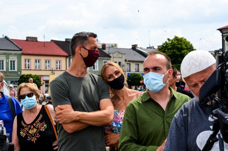  Rafał Trzaskowski w Skierniewicach wzywa kontrkandydata do debaty 