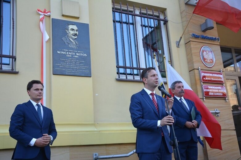  Maszerowali w asyście orkiestry OSP Rawa Mazowiecka. Relacja z 100-lecia Bitwy Warszawskiej 