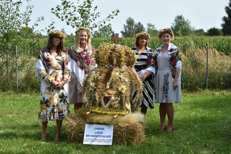  Dożynki 2021: gminny folklor w Zagrodzie Ludowej [ZDJĘCIA] 