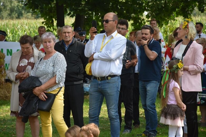  Dożynki 2021: gminny folklor w Zagrodzie Ludowej [ZDJĘCIA] 