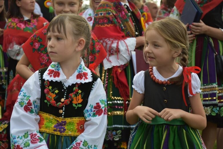  Dożynki 2021: gminny folklor w Zagrodzie Ludowej [ZDJĘCIA] 