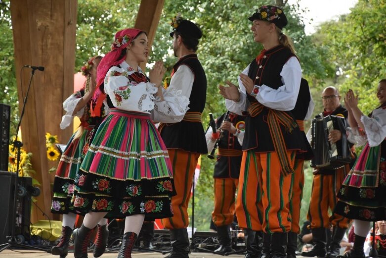  Dożynki 2021: gminny folklor w Zagrodzie Ludowej [ZDJĘCIA] 