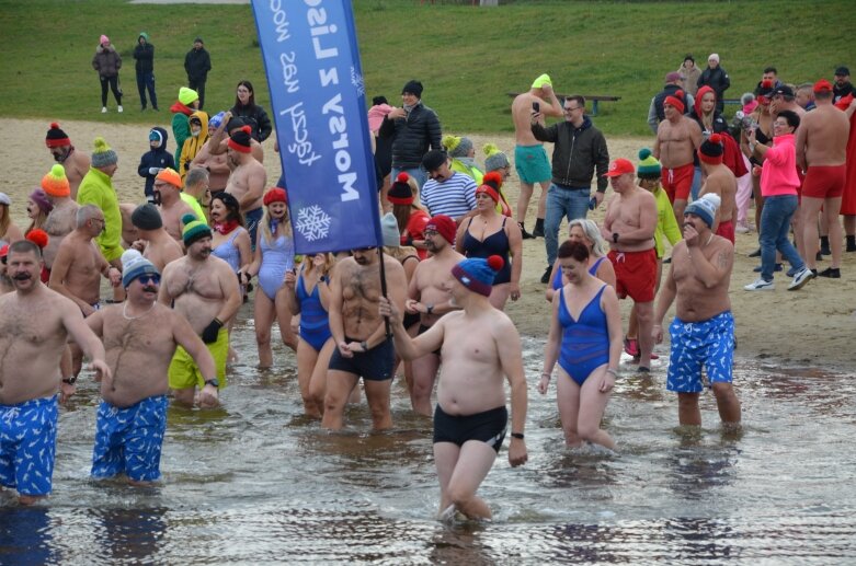  Przełam lody – morsowanie dla zdrowia na Zalewie Zadębie w Skierniewicach 