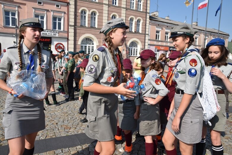  Apel zakończył obchody stulecia Hufca ZHP Skierniewice 