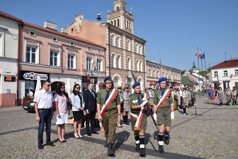  Apel zakończył obchody stulecia Hufca ZHP Skierniewice 