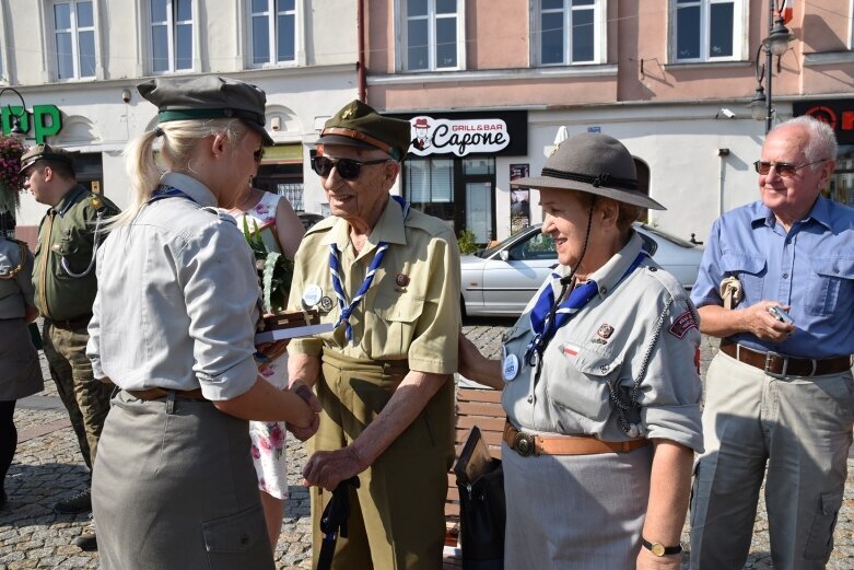  Apel zakończył obchody stulecia Hufca ZHP Skierniewice 