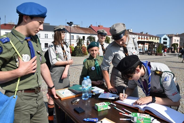  Apel zakończył obchody stulecia Hufca ZHP Skierniewice 