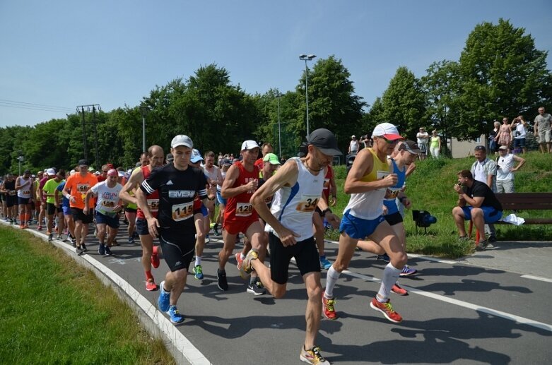  Artur Kamiński najlepszy w półmaratonie 