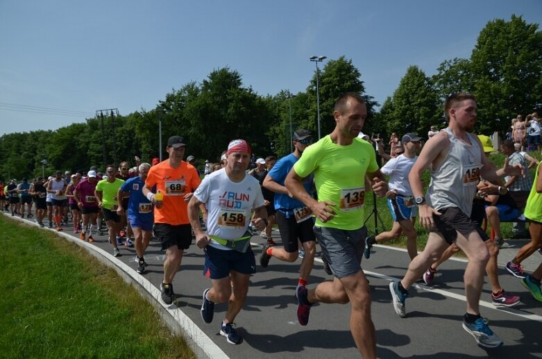  Artur Kamiński najlepszy w półmaratonie 