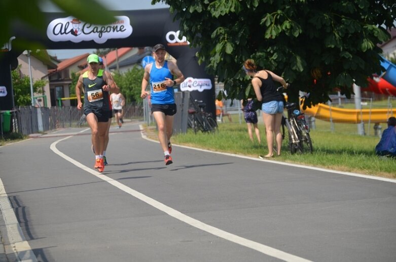  Artur Kamiński najlepszy w półmaratonie 