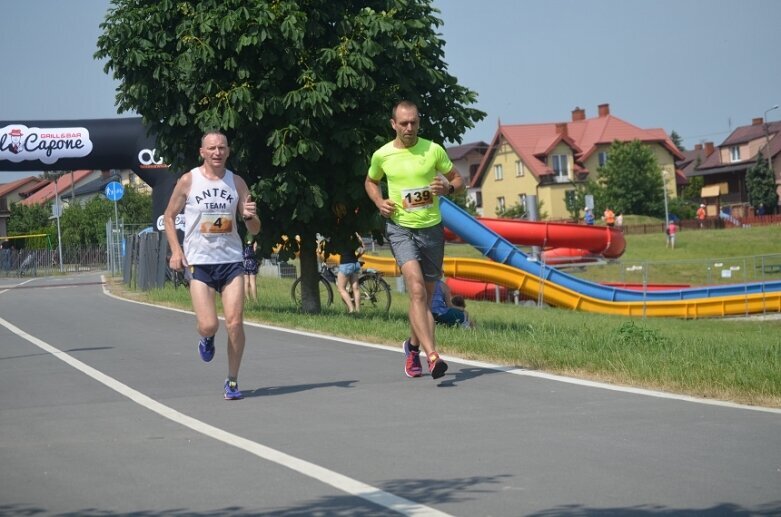  Artur Kamiński najlepszy w półmaratonie 