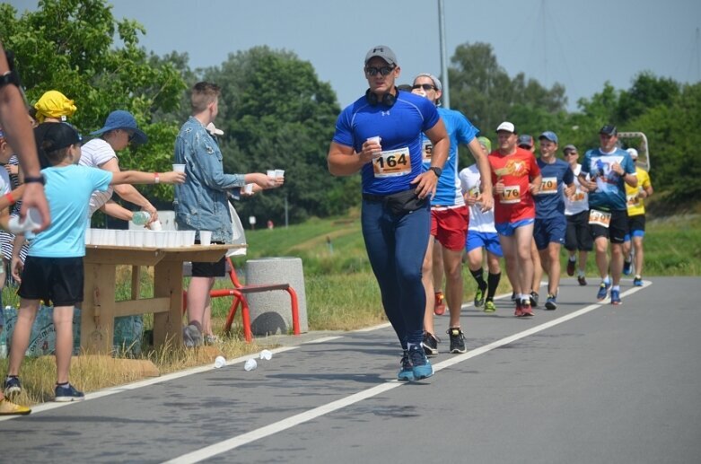  Artur Kamiński najlepszy w półmaratonie 