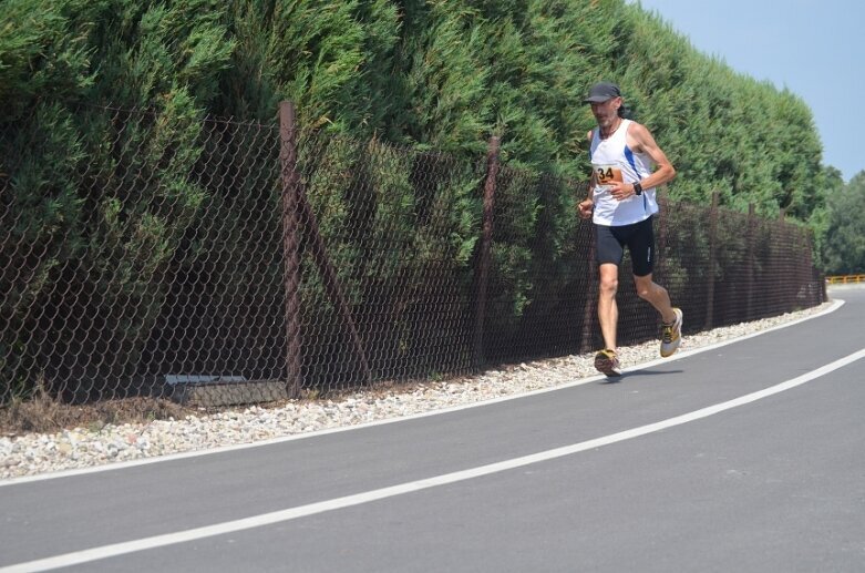  Artur Kamiński najlepszy w półmaratonie 