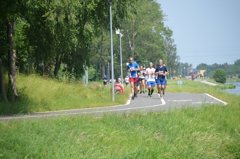  Artur Kamiński najlepszy w półmaratonie 