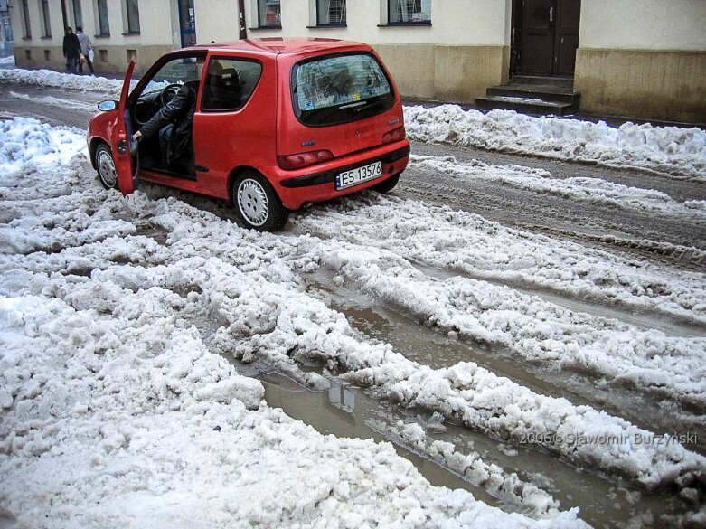  Atak zimy w Skierniewicach. Tak wyglądało miasto w 2006 roku [ZDJĘCIA] 