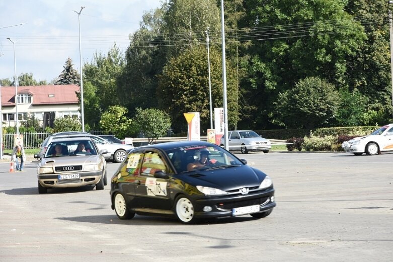  Aż 20 załóg na trasie Rajdu Lata 