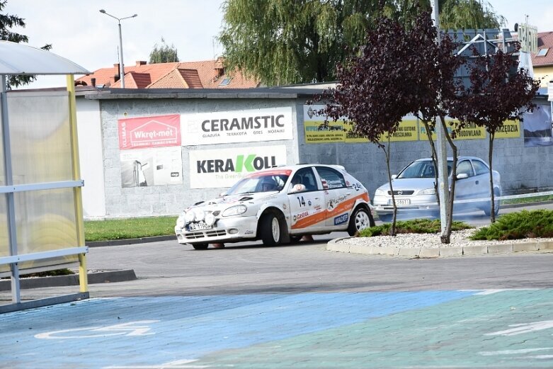  Aż 20 załóg na trasie Rajdu Lata 