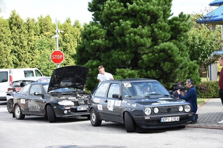  Aż 20 załóg na trasie Rajdu Lata 