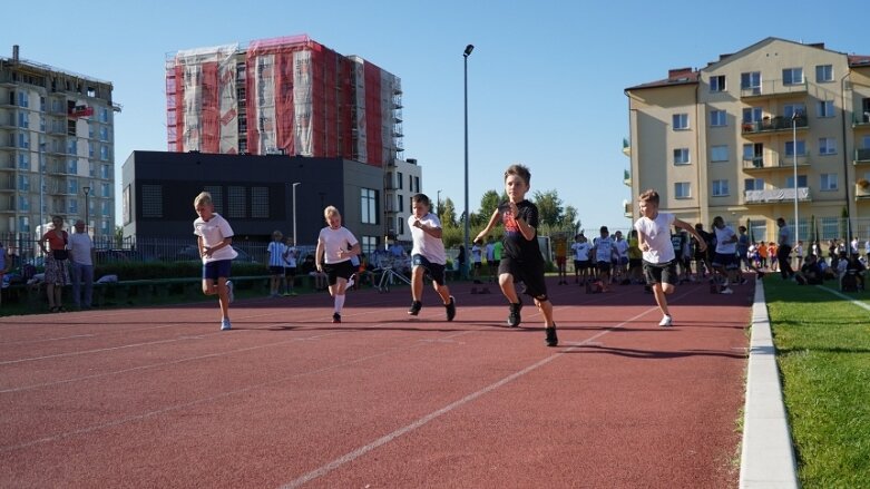  Aż 350 uczestników cyklu Czwartki Lekkoatletyczne 