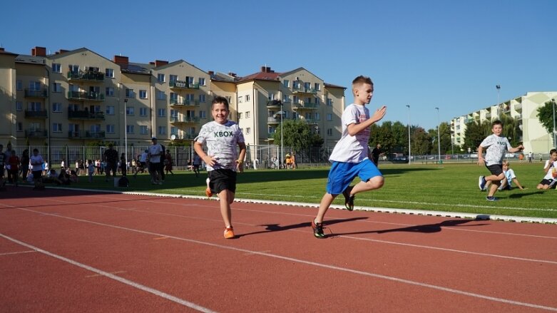  Aż 350 uczestników cyklu Czwartki Lekkoatletyczne 