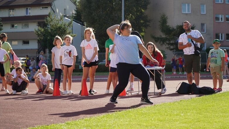  Aż 350 uczestników cyklu Czwartki Lekkoatletyczne 