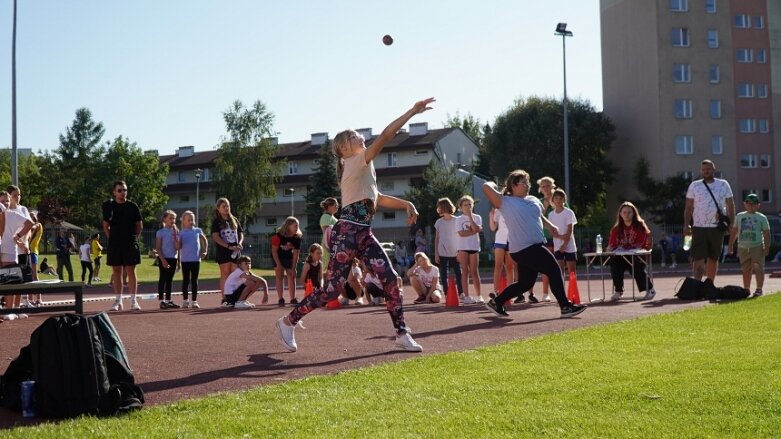  Aż 350 uczestników cyklu Czwartki Lekkoatletyczne 