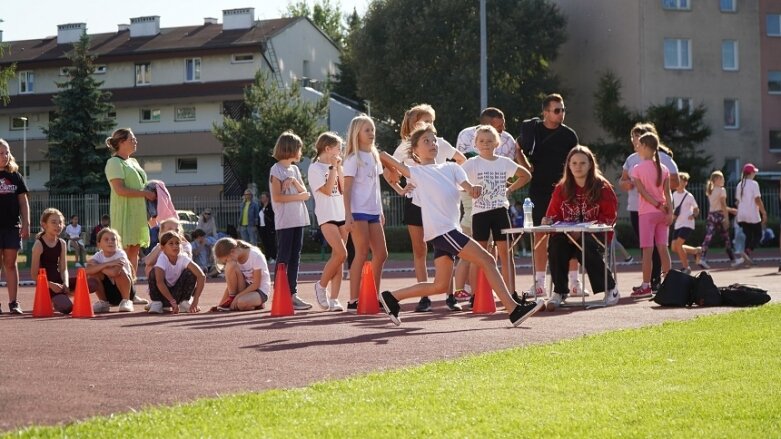  Aż 350 uczestników cyklu Czwartki Lekkoatletyczne 