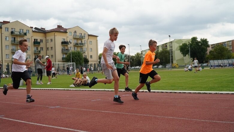  Aż 350 uczestników cyklu Czwartki Lekkoatletyczne 