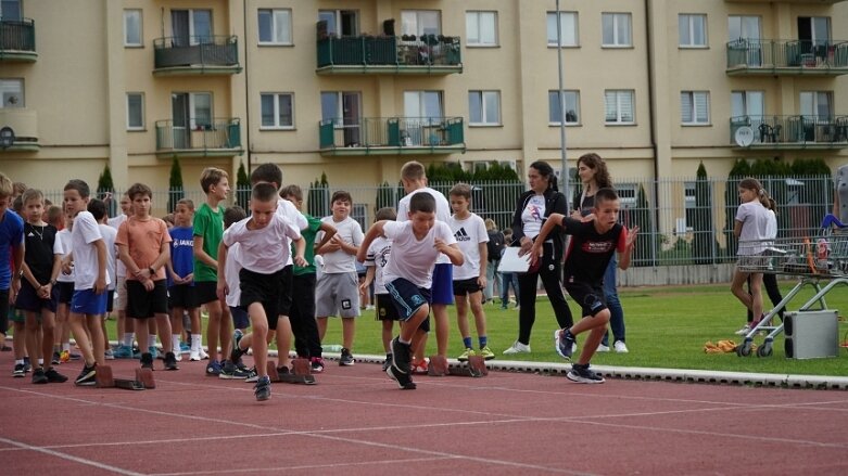  Aż 350 uczestników cyklu Czwartki Lekkoatletyczne 