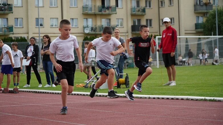  Aż 350 uczestników cyklu Czwartki Lekkoatletyczne 