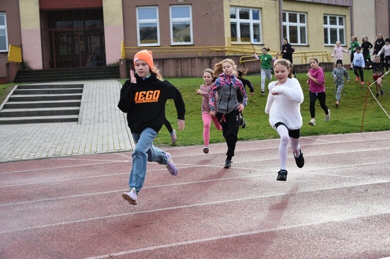  Aż 600 uczestników w dziecięco-młodzieżowym Biegu Niepodległości 