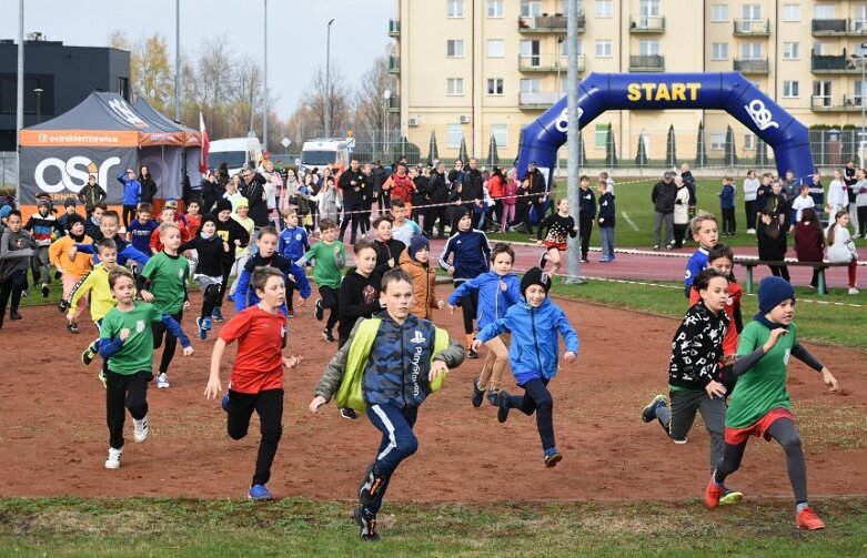  Aż 600 uczestników w dziecięco-młodzieżowym Biegu Niepodległości 