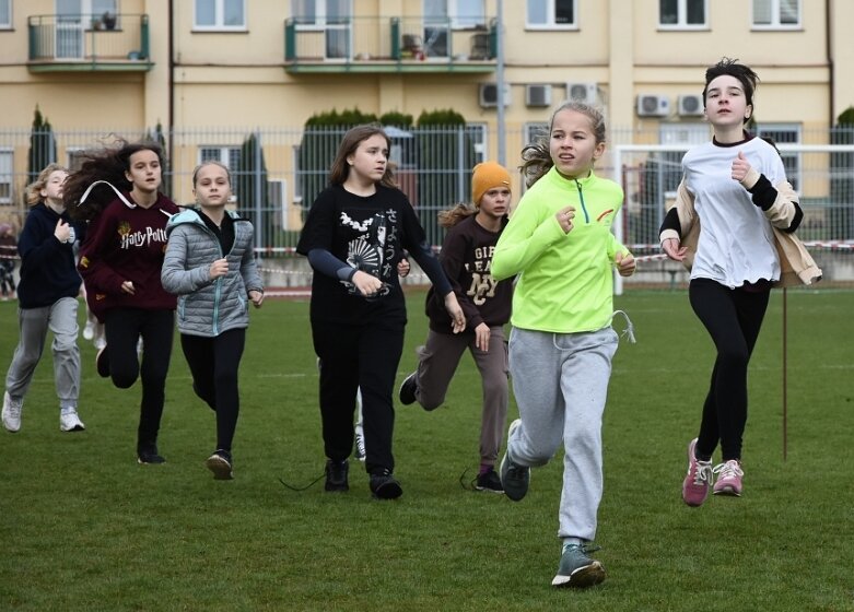  Aż 600 uczestników w dziecięco-młodzieżowym Biegu Niepodległości 