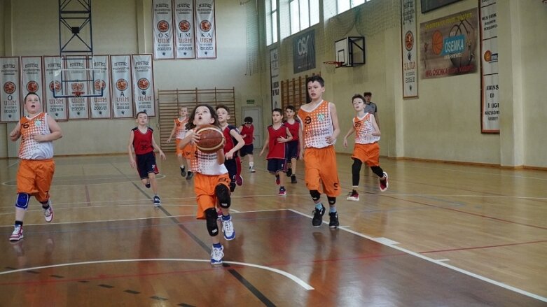  AZS nadal bezkonkurencyjny w lidze U11 