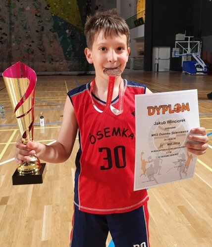  AZS wicemistrzem, Ósemka trzecia w łódzkim w lidze U11 