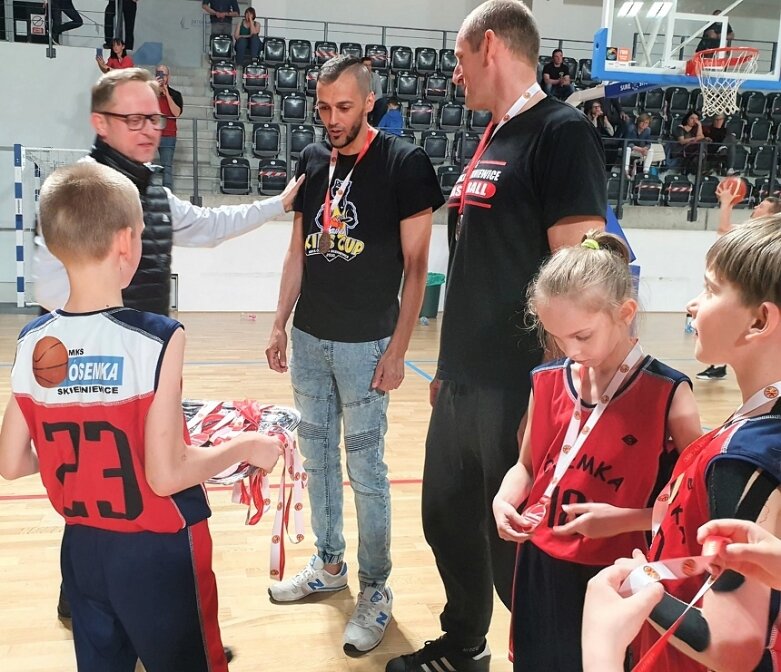  AZS wicemistrzem, Ósemka trzecia w łódzkim w lidze U11 